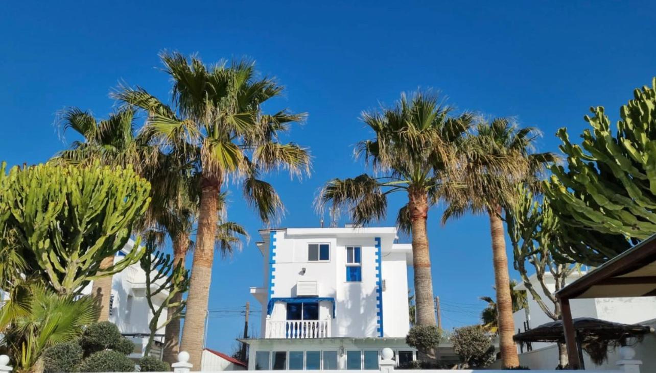 Zygi Beachfront Villa Buitenkant foto