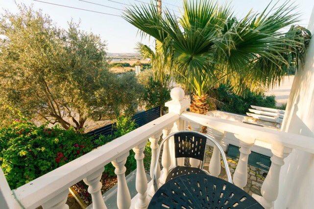 Zygi Beachfront Villa Buitenkant foto